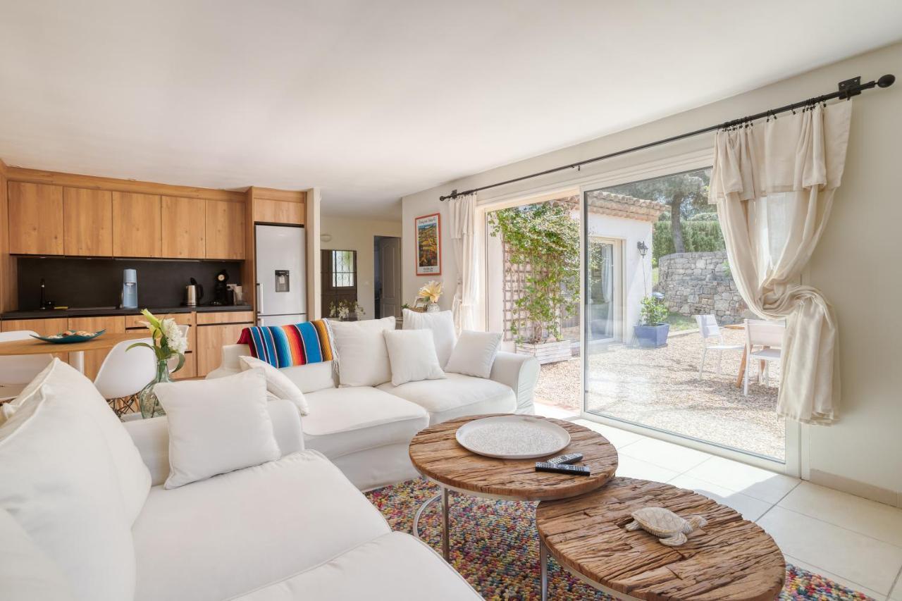Holiday home Des Roses A