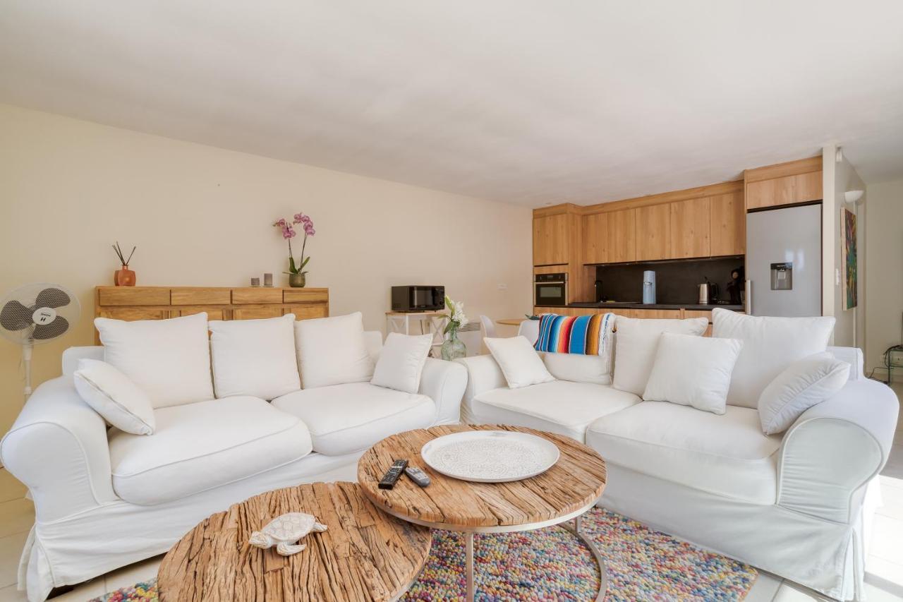 Des Roses A Holiday home *