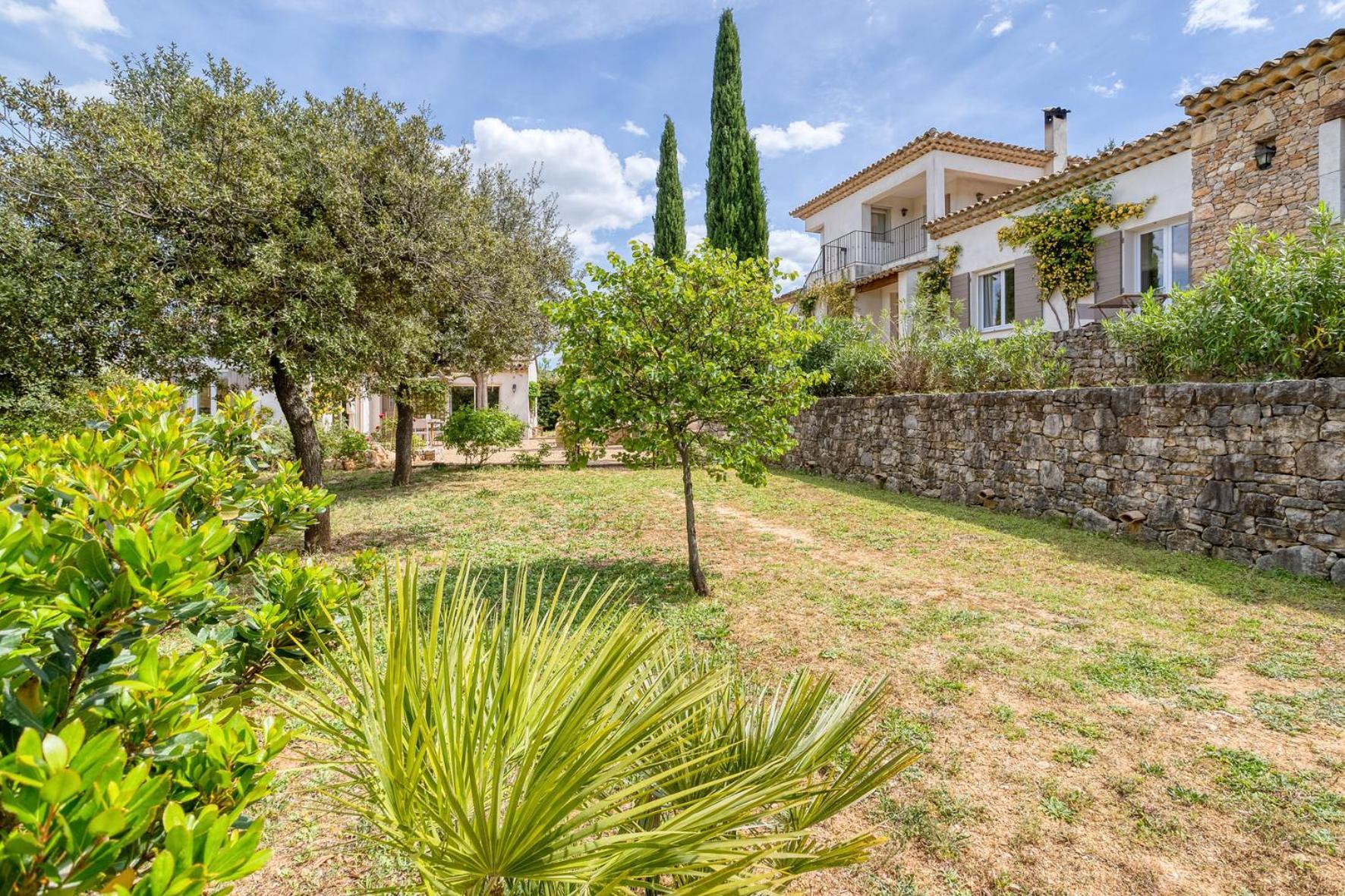Holiday home Des Roses A