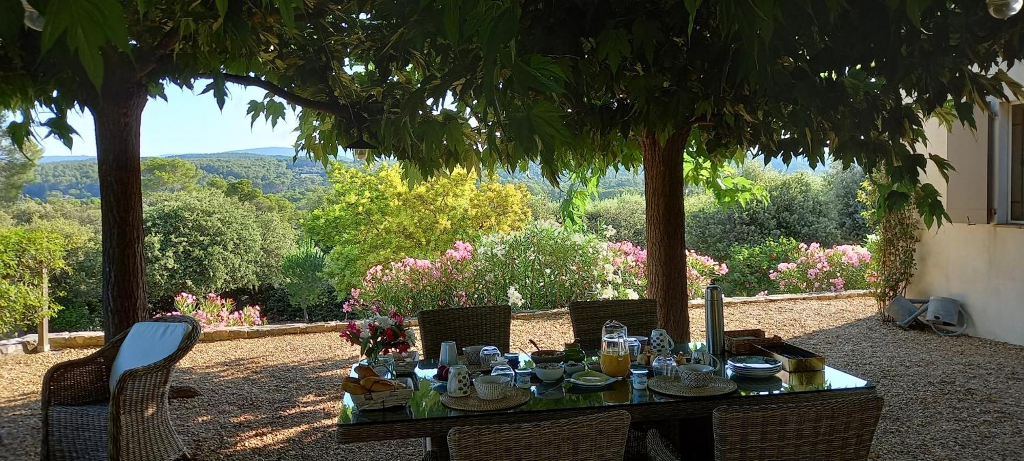 Des Roses A Holiday home *